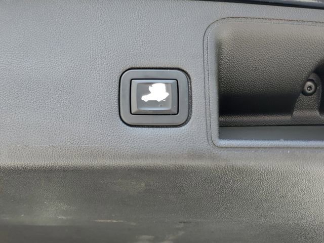 Used 2019 GMC Terrain SLT w/ Preferred Package FWD image 10