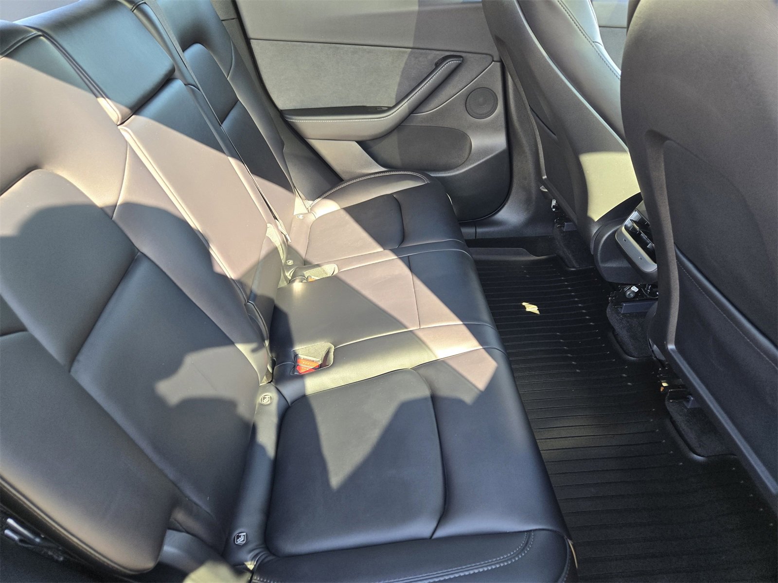 Used 2022 Tesla Model Y Performance image 28