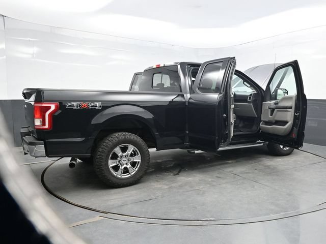 Used 2016 Ford F150 XLT w/ Equipment Group 302A Luxury AWD/4WD image 47