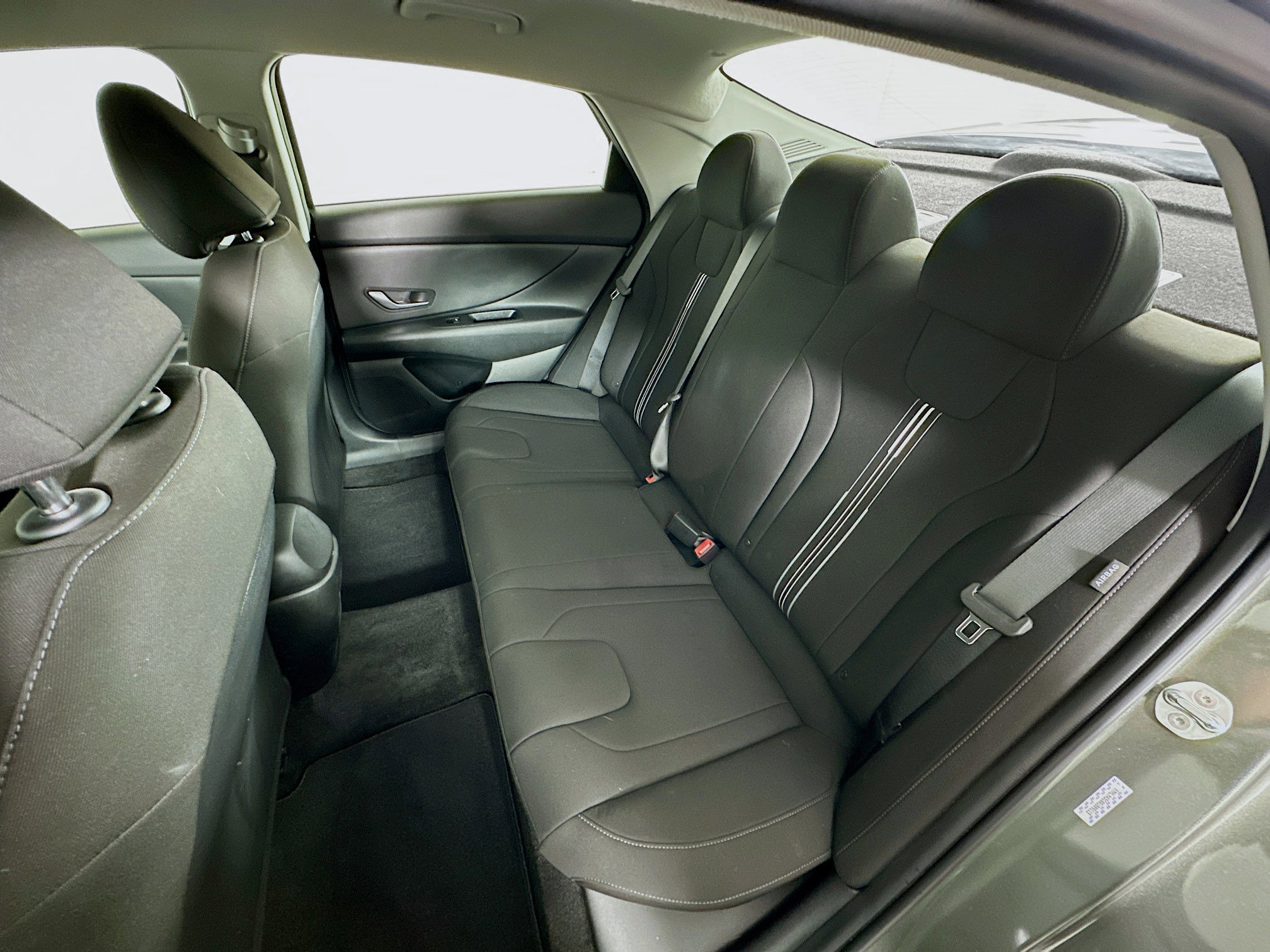 Used 2024 Hyundai Elantra SEL image 27