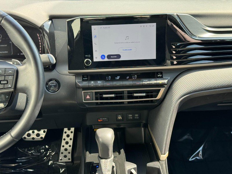 Certified 2025 Toyota Camry Hybrid image 13