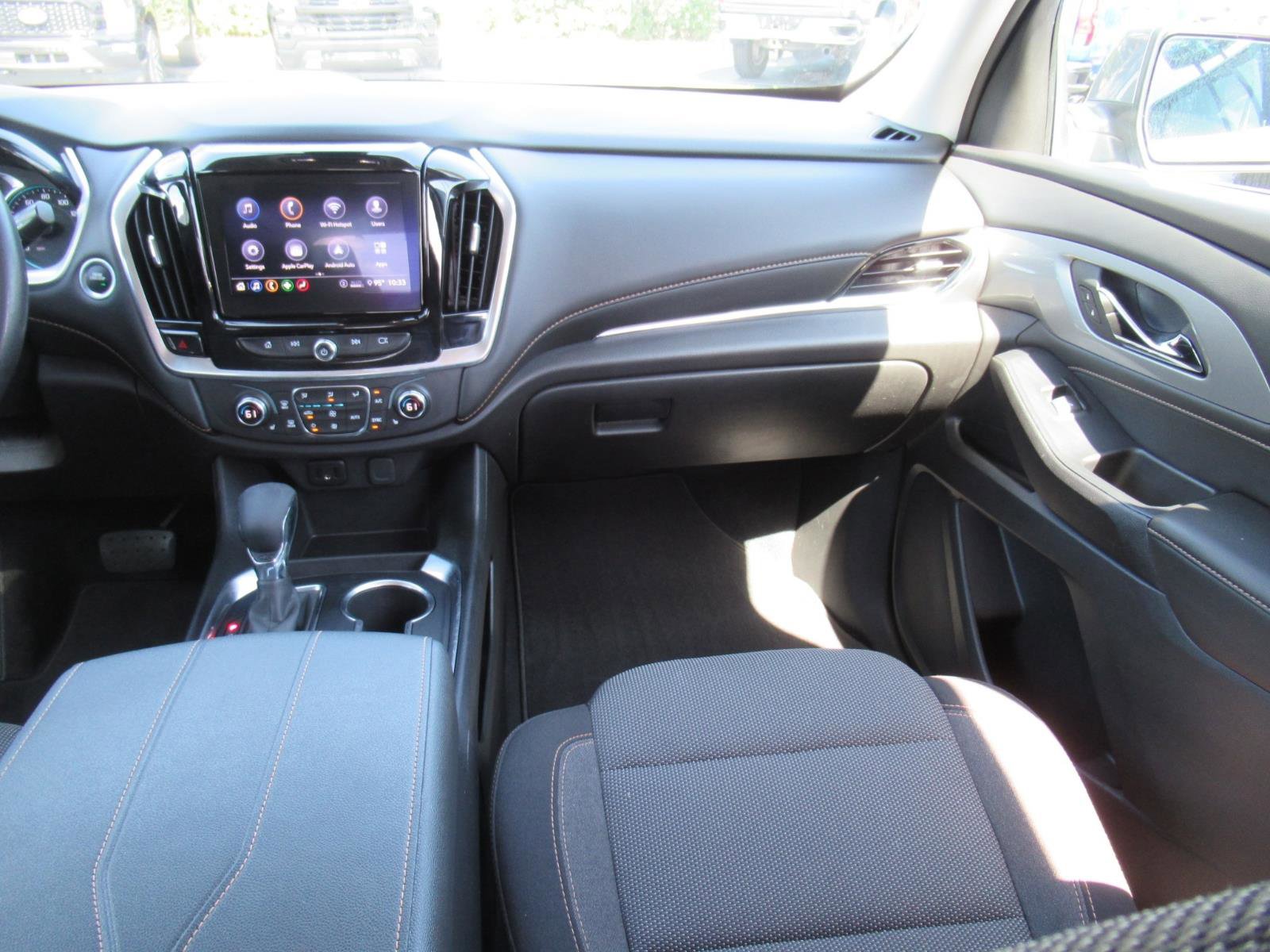 Used 2021 Chevrolet Traverse LT FWD image 15