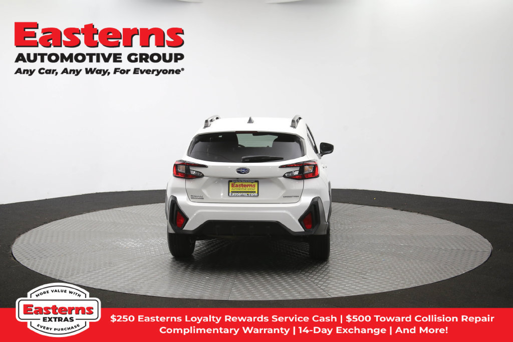 Used 2025 Subaru Crosstrek 2.5i Premium AWD/4WD image 40