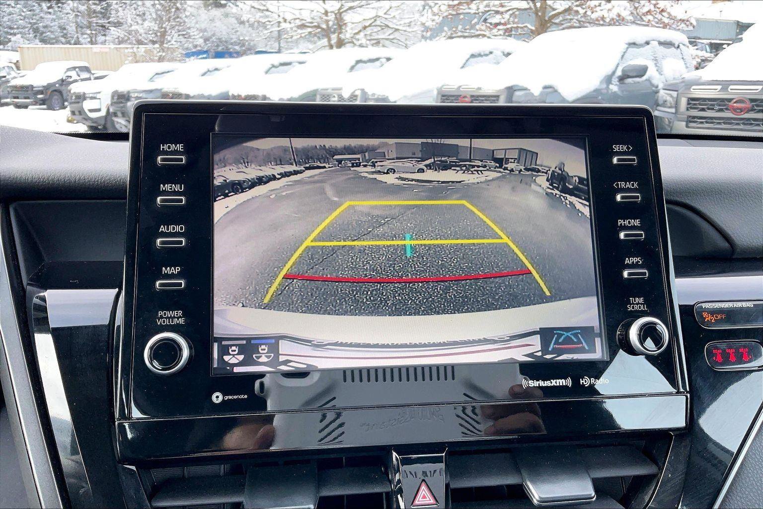 Used 2022 Toyota Camry XSE image 22