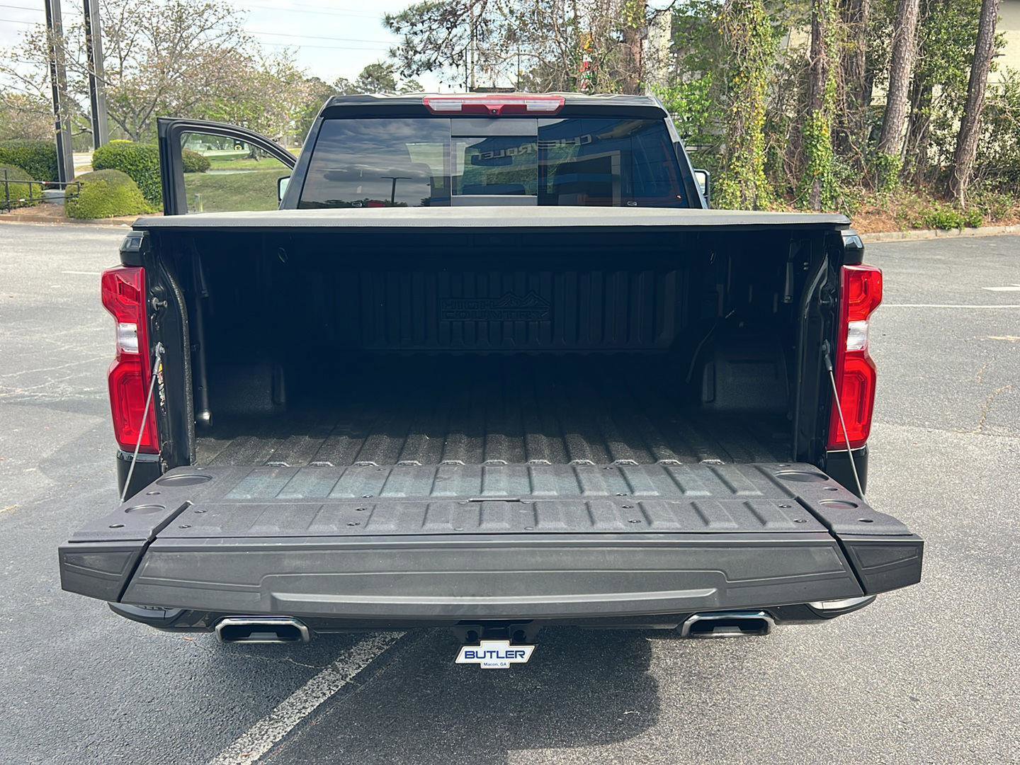 Used 2024 Chevrolet Silverado 1500 High Country w/ High Country Premium Package image 36