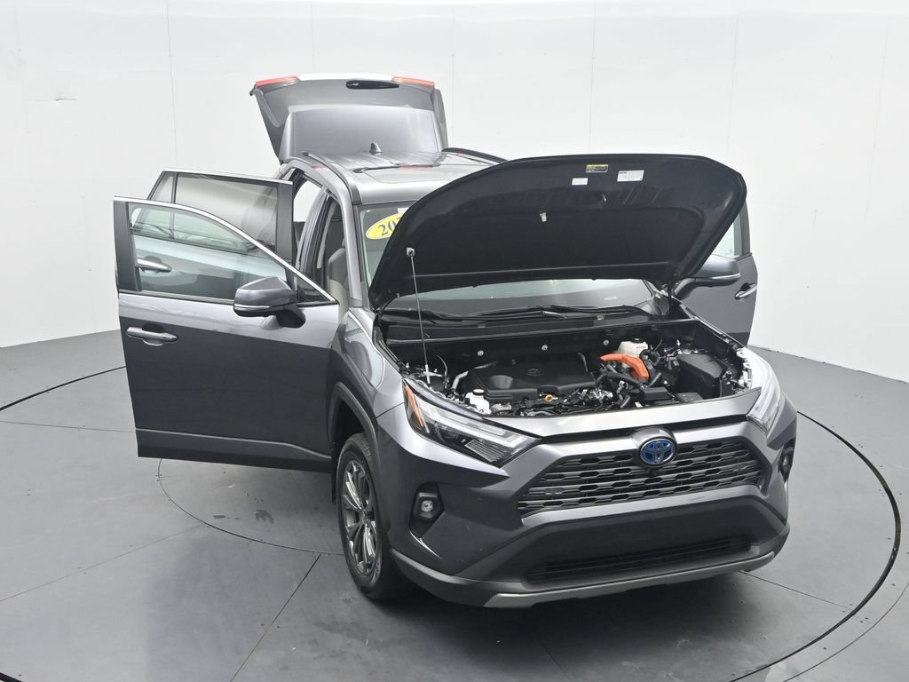 Used 2024 Toyota RAV4 Limited w/ Advanced Technology Package AWD/4WD image 46