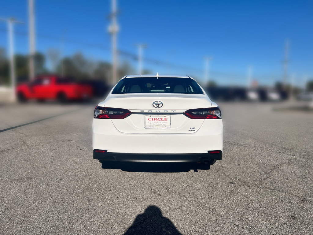 Used 2024 Toyota Camry LE AWD/4WD image 6