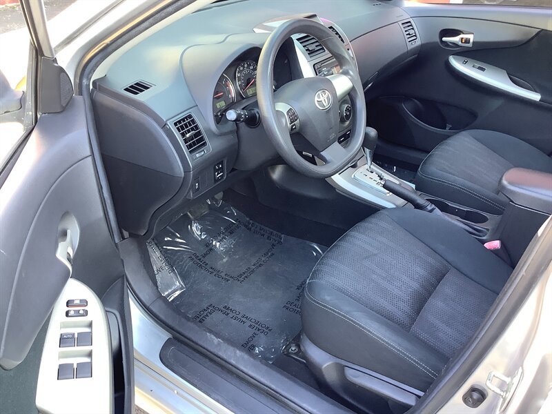 Used 2012 Toyota Corolla S FWD image 11