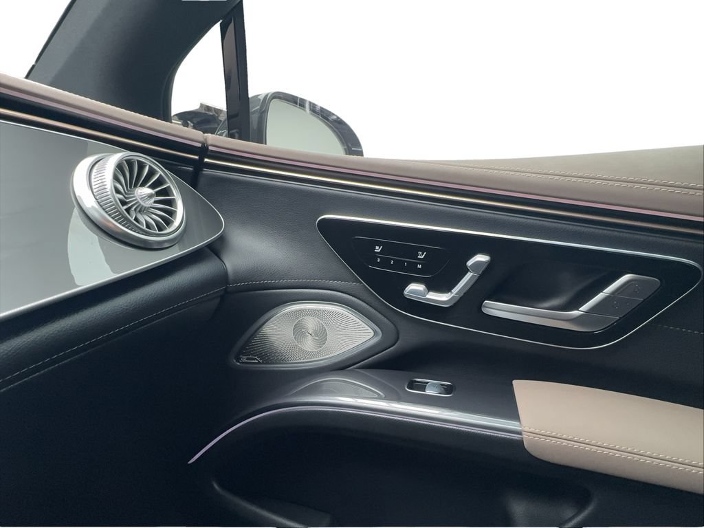 Used 2023 Mercedes-Benz EQS 450+ Sedan image 46
