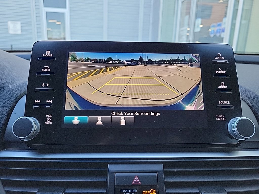 Used 2018 Honda Accord Sport image 24