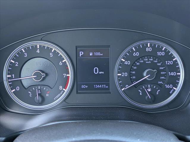 Used 2019 Hyundai Santa Fe SE image 10