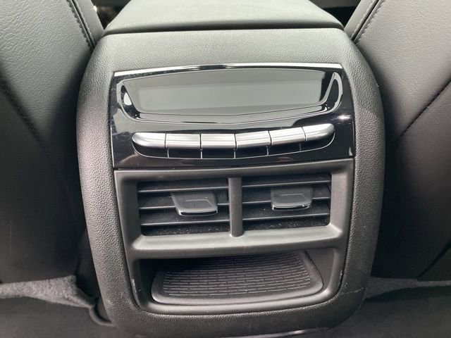 Used 2025 Cadillac XT5 Premium Luxury image 25