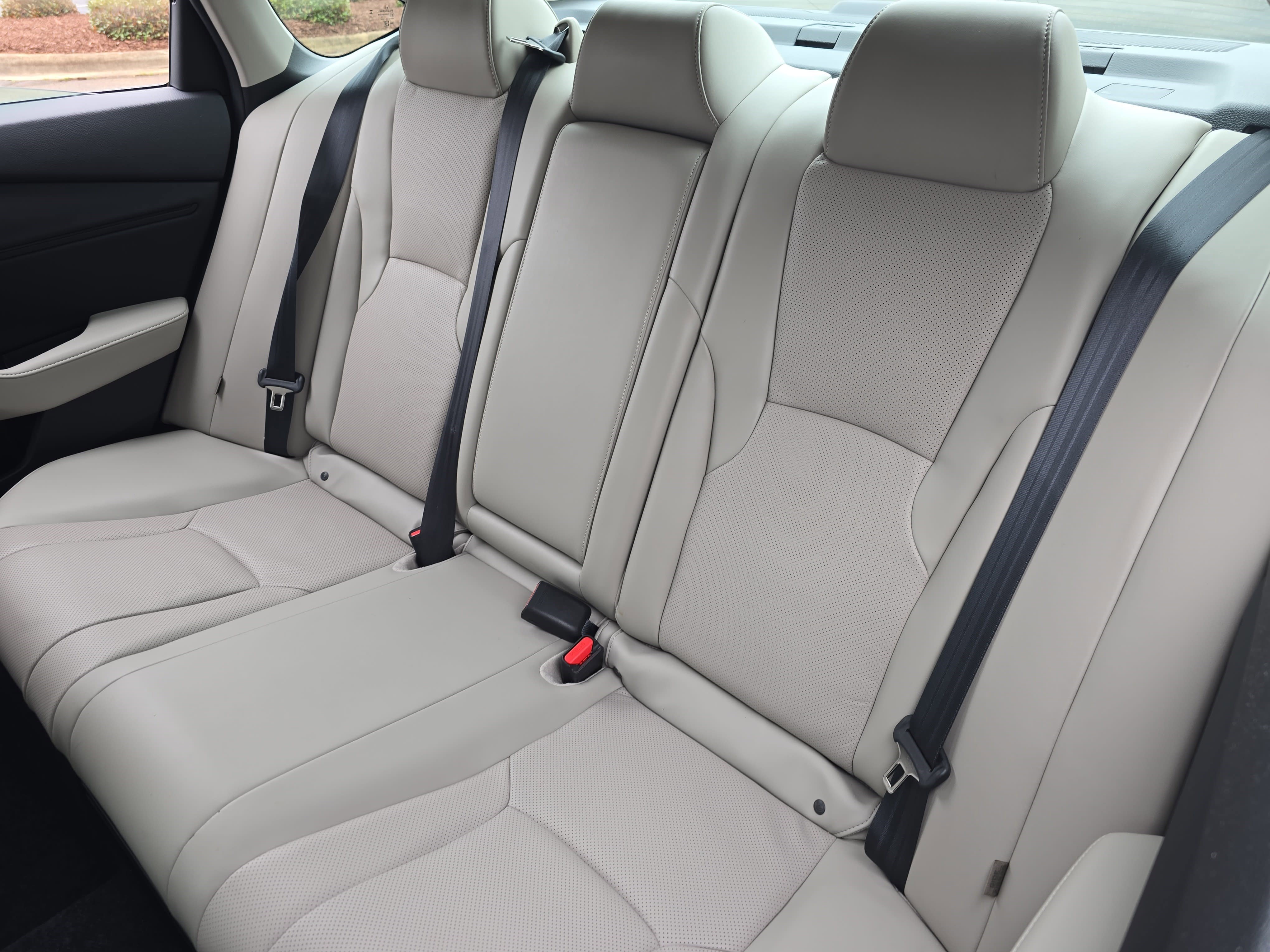 Used 2023 Honda Accord Touring image 14