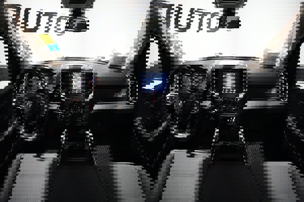 Used 2020 RAM 1500 Big Horn image 28