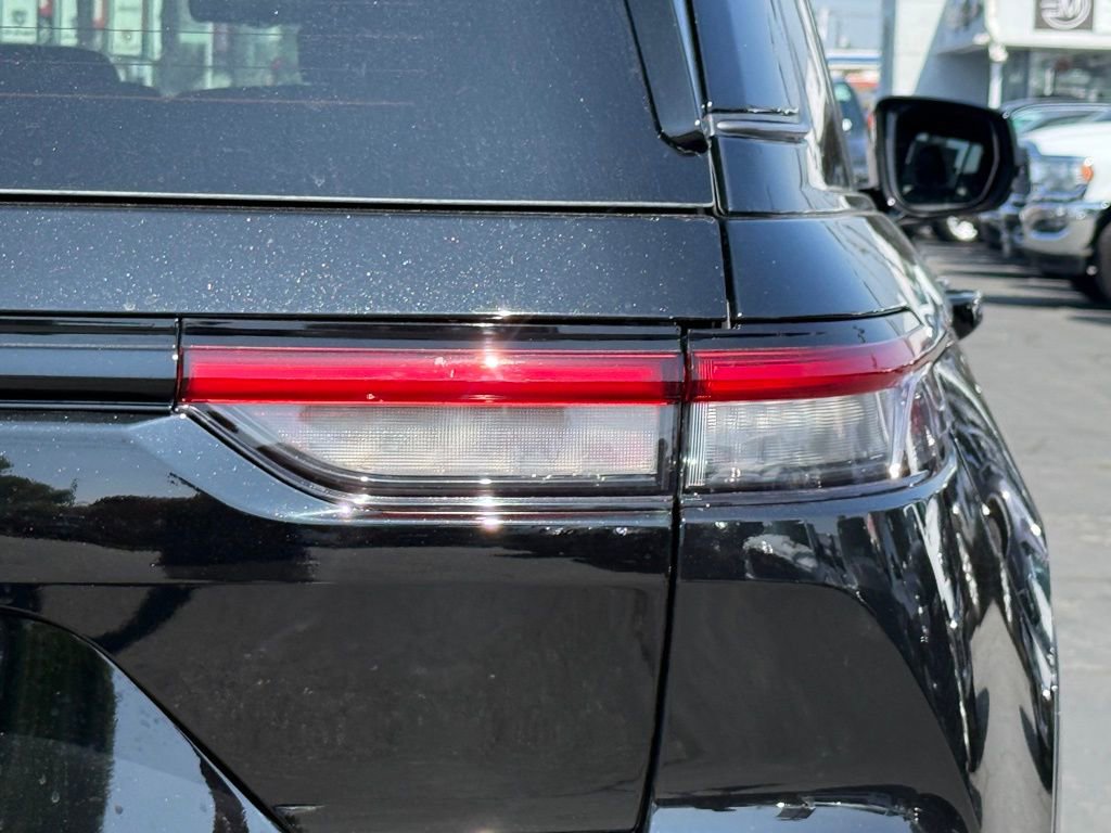 New 2026 Jeep Grand Cherokee Limited Reserve image 11