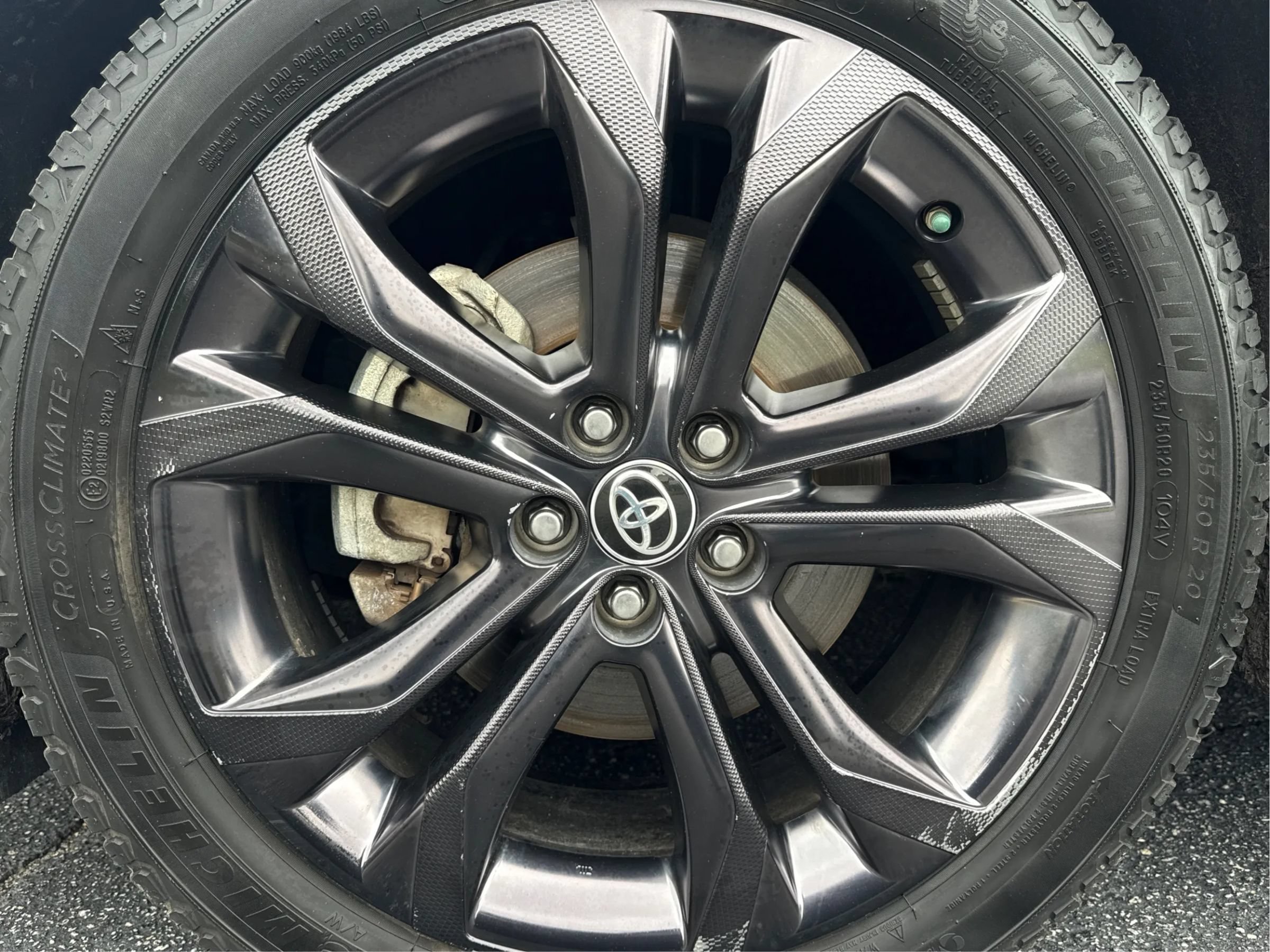 Used 2022 Toyota Sienna XSE FWD image 43