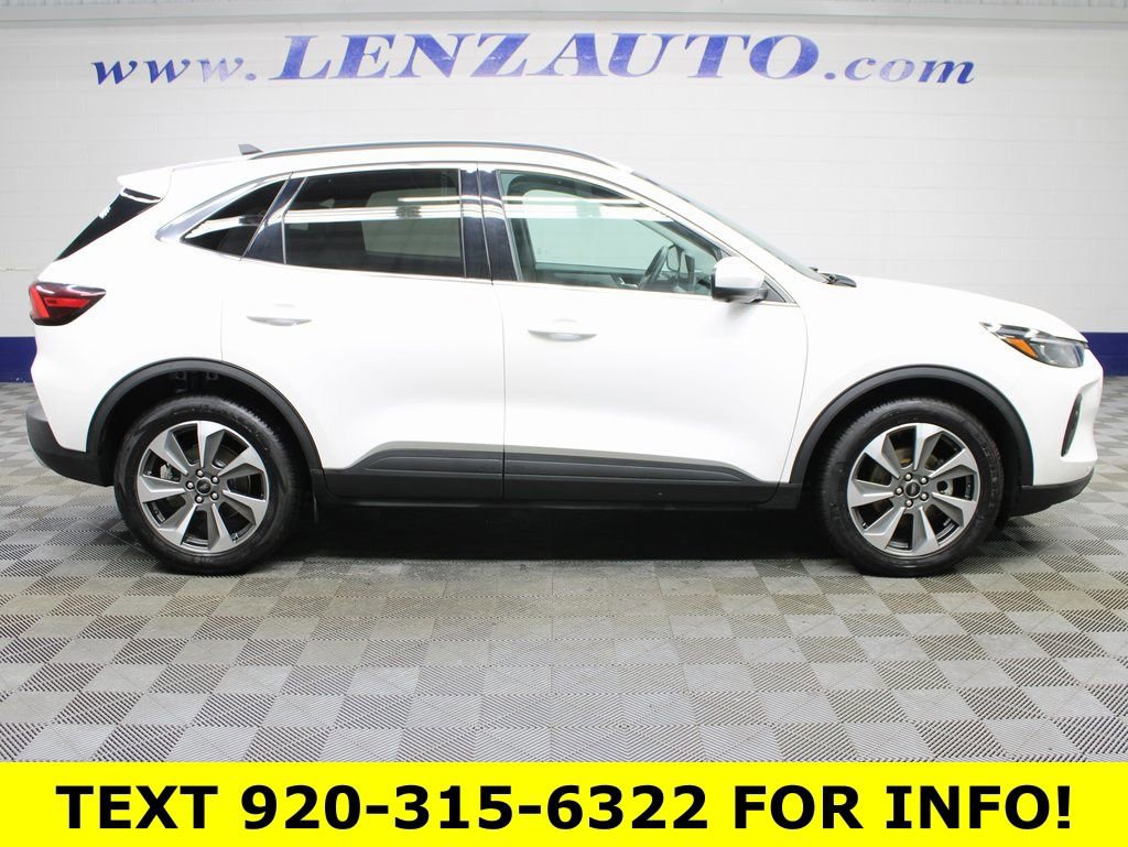 Used 2024 Ford Escape Platinum video 2