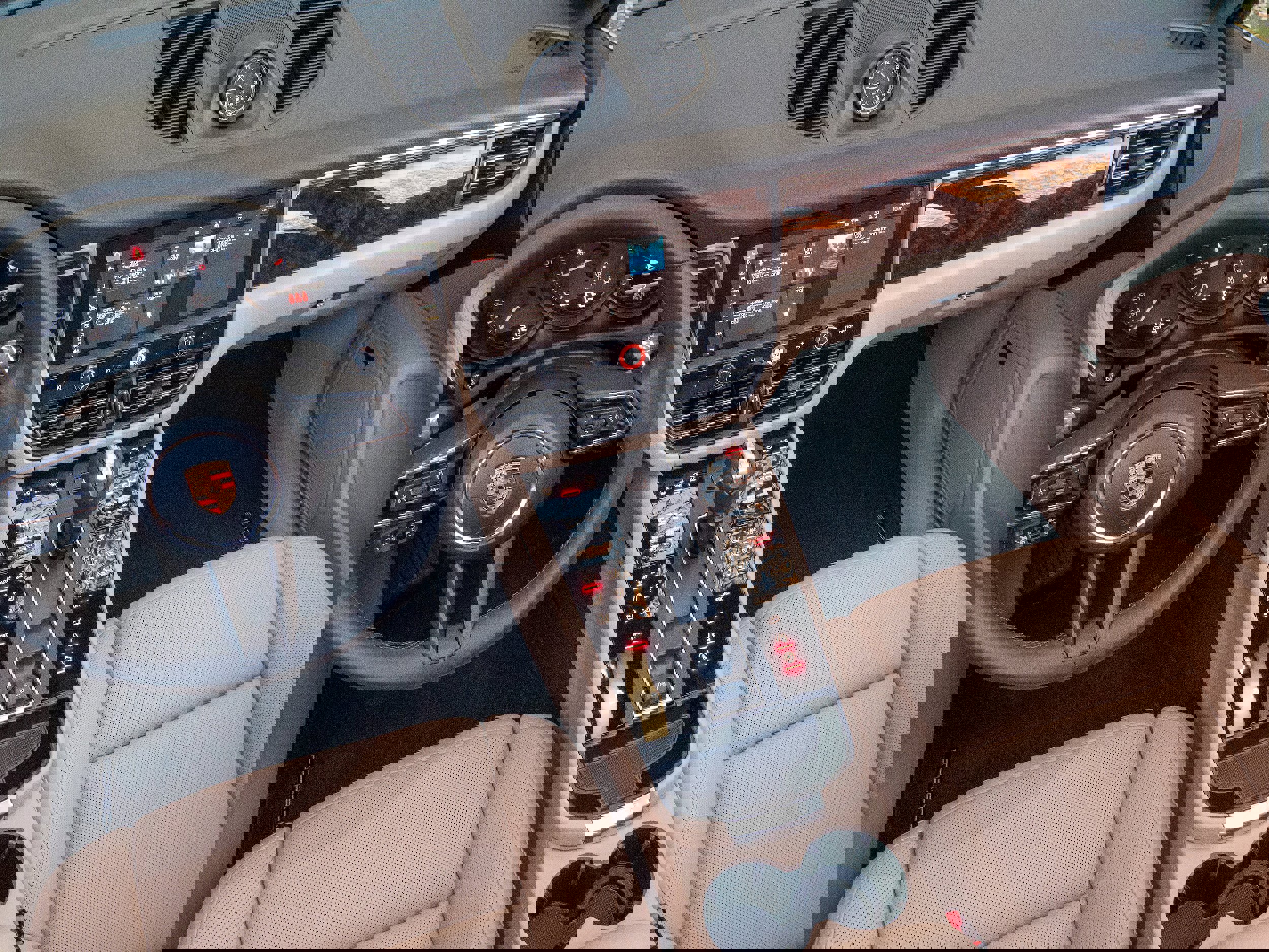 New 2026 Porsche Macan image 25