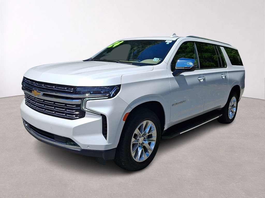 Used 2024 Chevrolet Suburban Premier AWD/4WD image 3