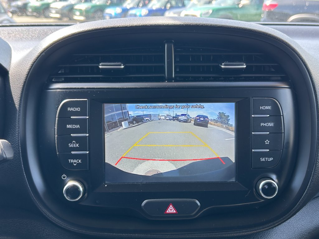 Used 2021 Kia Soul LX FWD image 22