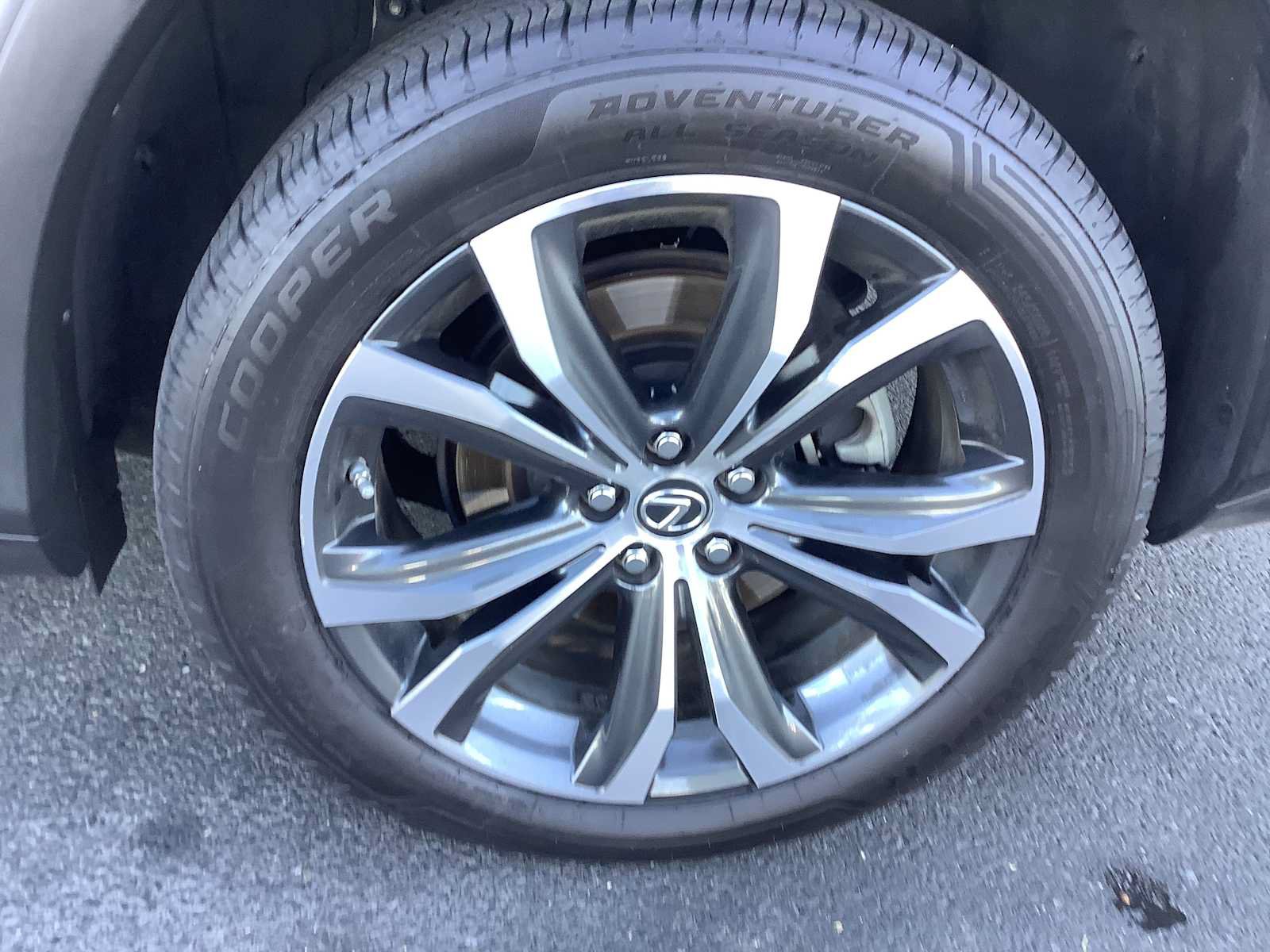 Used 2019 Lexus RX 450hL Premium w/ Premium Package AWD/4WD image 9