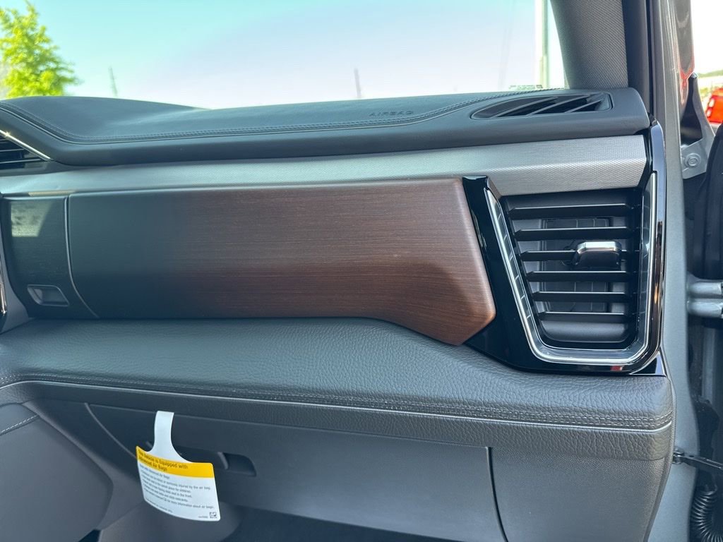 New 2025 GMC Sierra 1500 Denali w/ Denali Reserve Package image 26