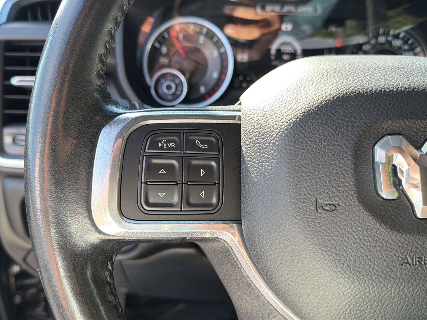 Used 2022 RAM 2500 Laramie w/ Night Edition AWD/4WD image 20