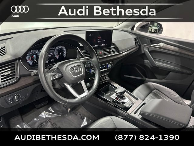 Used 2021 Audi Q5 2.0T Premium Plus w/ Premium Plus Package AWD/4WD image 13