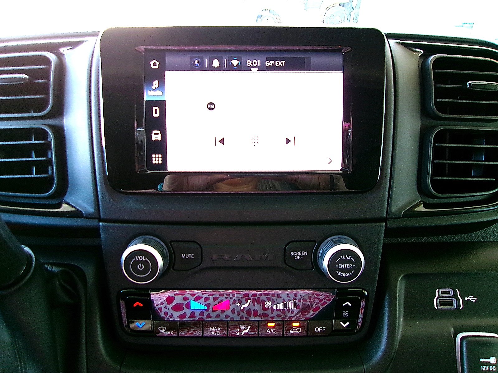 New 2026 RAM ProMaster 2500 FWD image 12