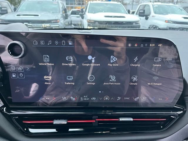 New 2025 Chevrolet Silverado EV RST image 31