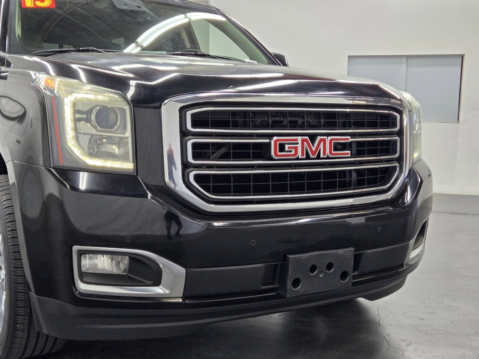 Used 2015 GMC Yukon SLT RWD image 5