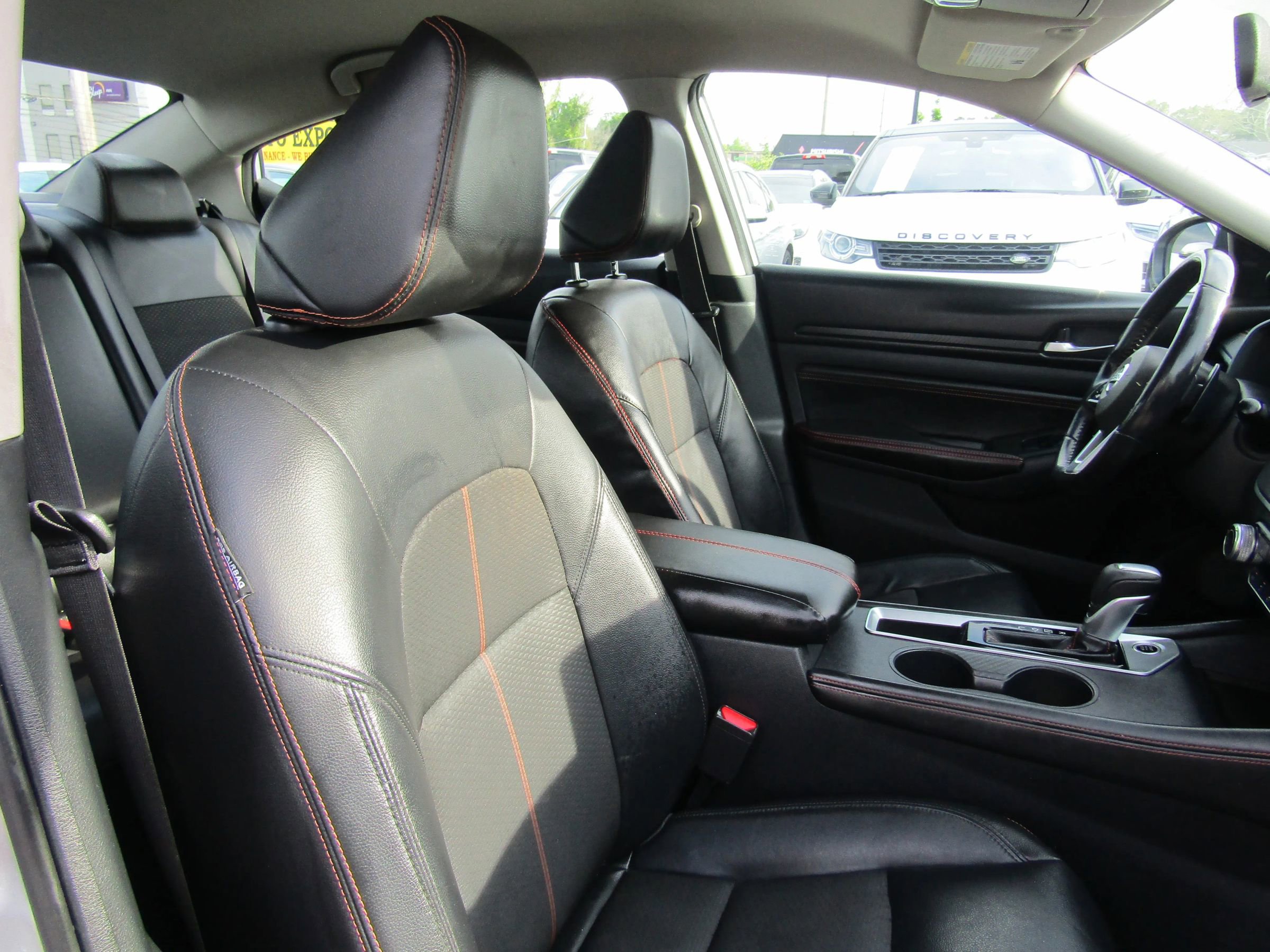 Used 2019 Nissan Altima 2.5 SR FWD image 12