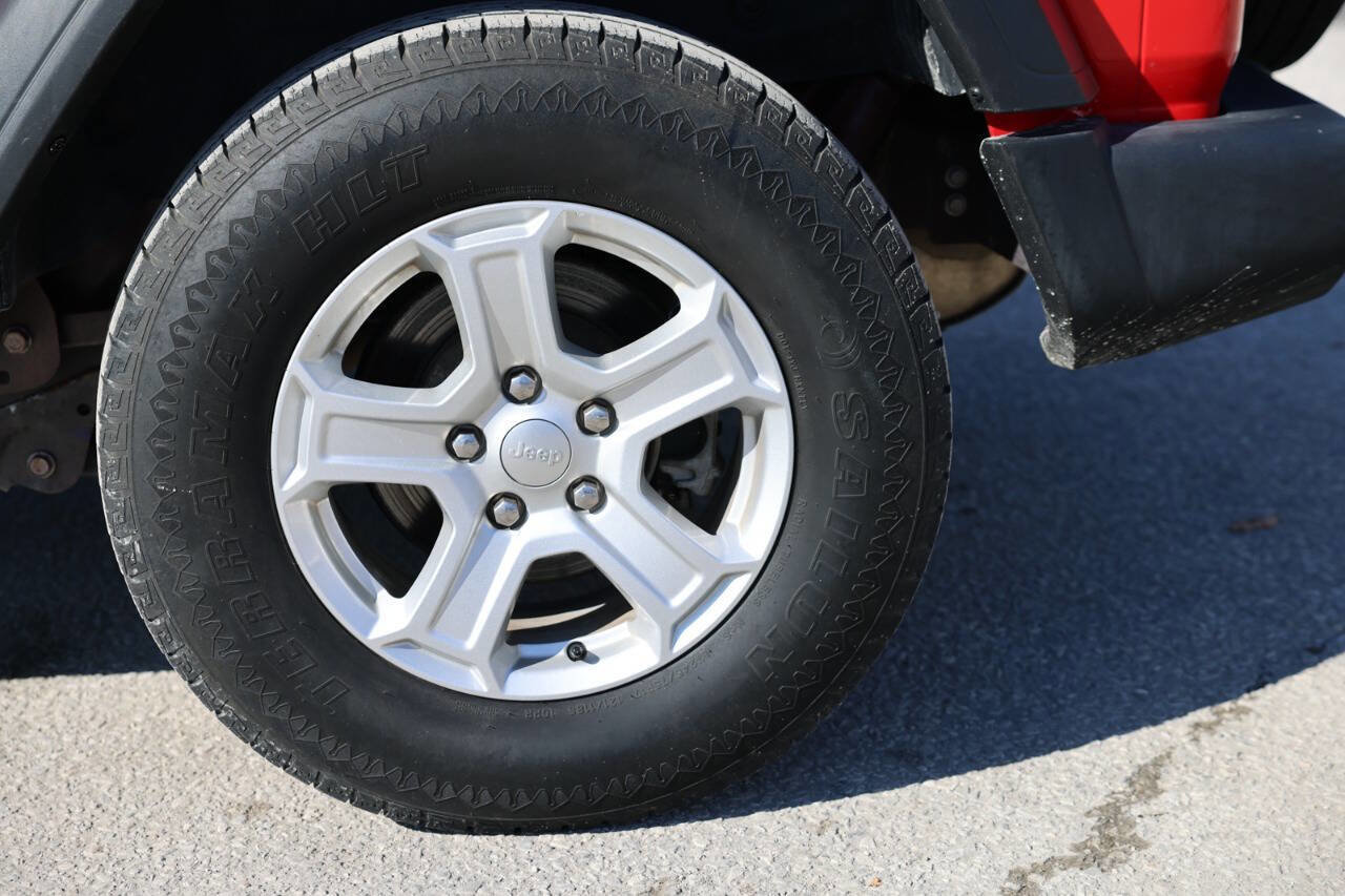 Used 2020 Jeep Wrangler Sport image 28