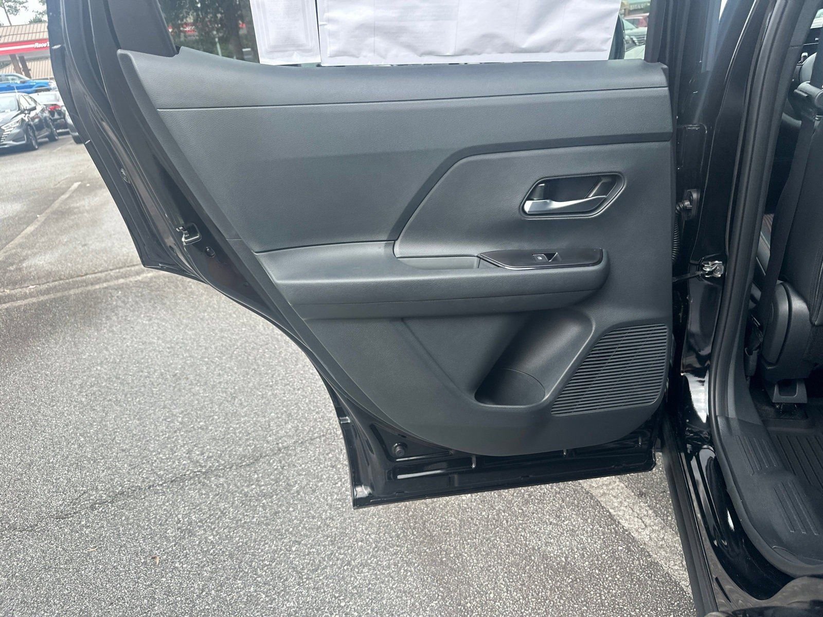 New 2026 Nissan Kicks SR image 21