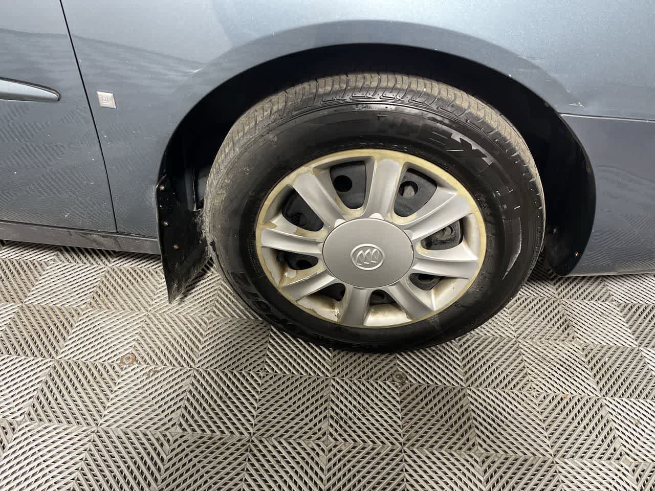 Used 2007 Buick LaCrosse CX FWD image 10