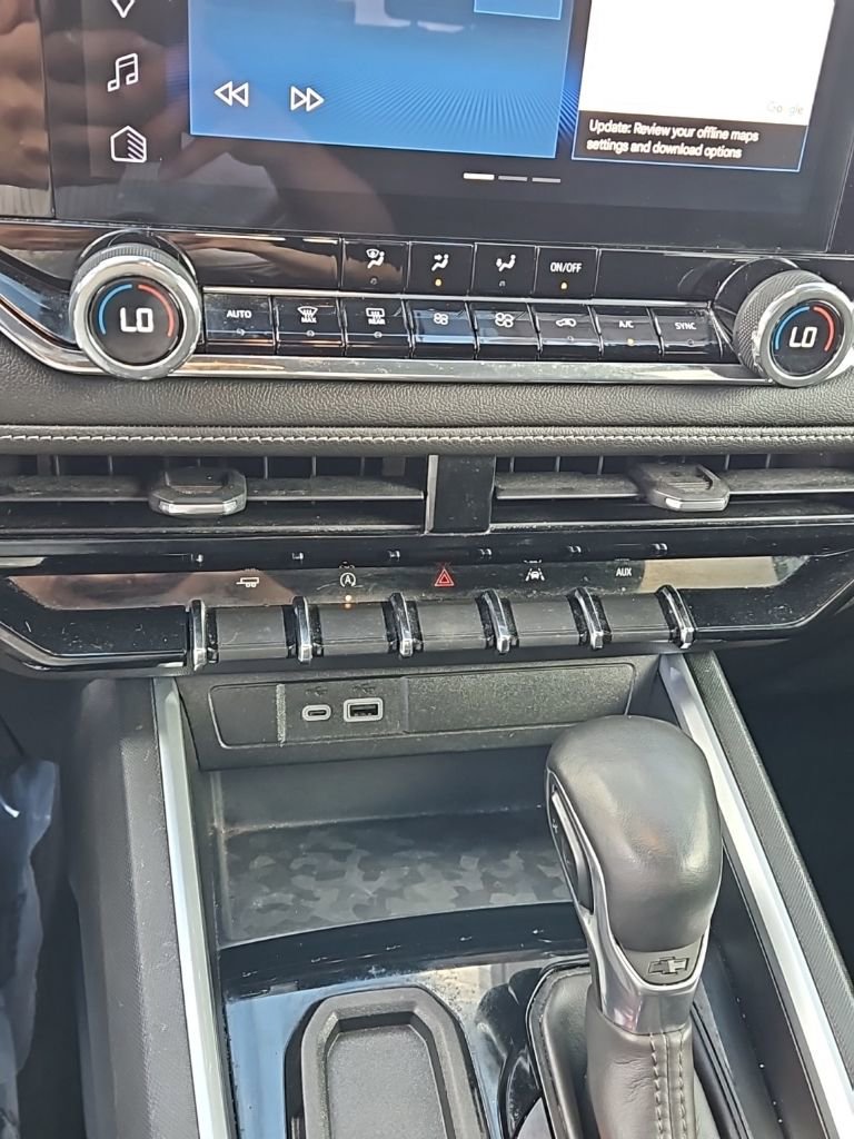 Used 2023 Chevrolet Colorado LT w/ LT Convenience Package RWD image 18