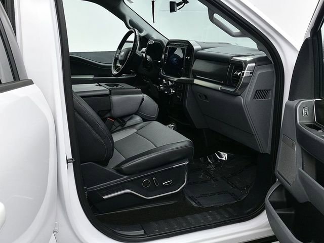 Used 2021 Ford F150 Lariat w/ Equipment Group 501A Mid image 11