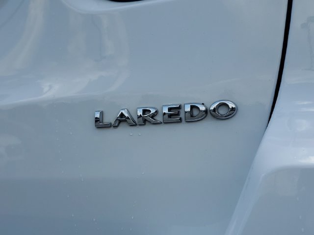 Certified 2021 Jeep Grand Cherokee Laredo X AWD/4WD image 9