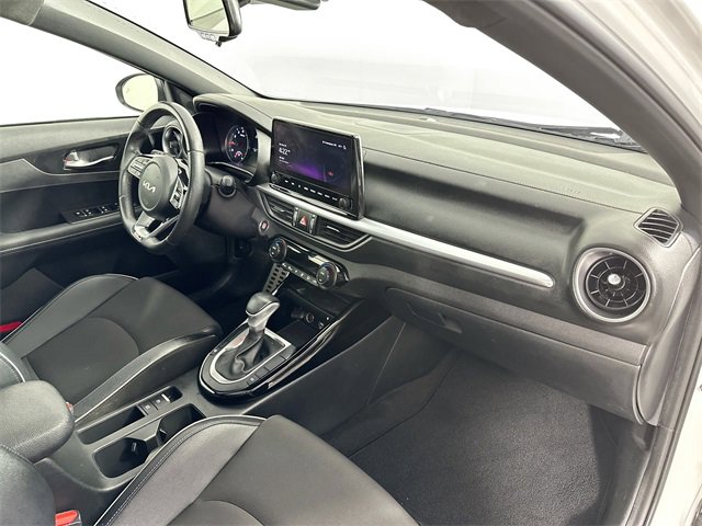 Used 2023 Kia Forte GT-Line w/ GT-Line Premium Package image 30