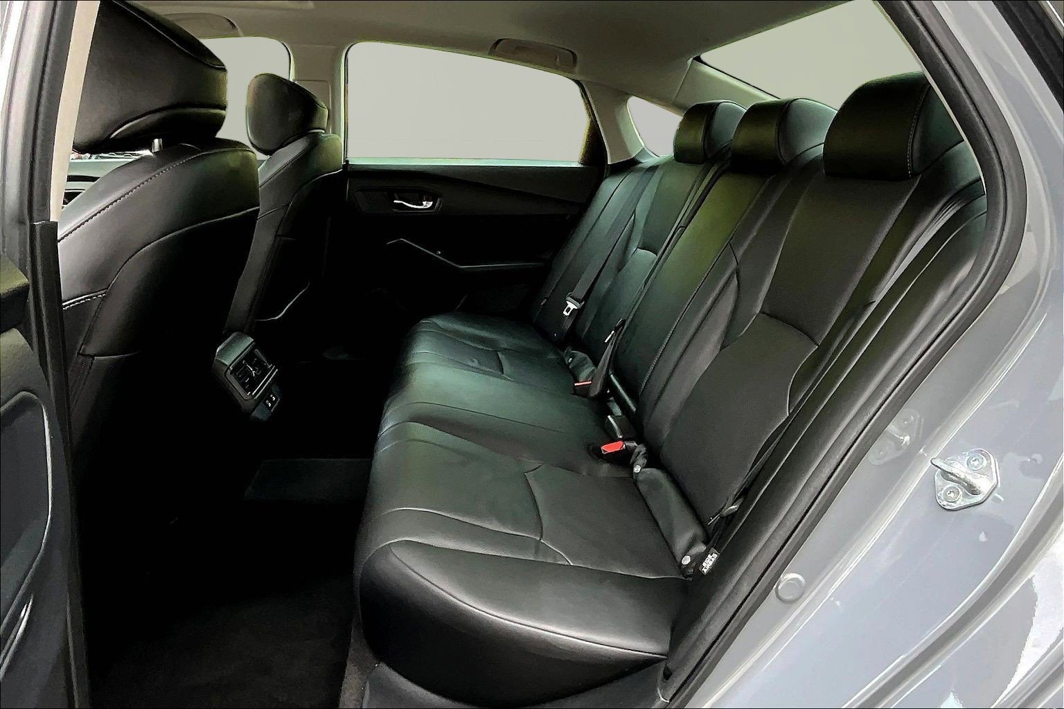 Used 2023 Honda Accord EX-L image 23