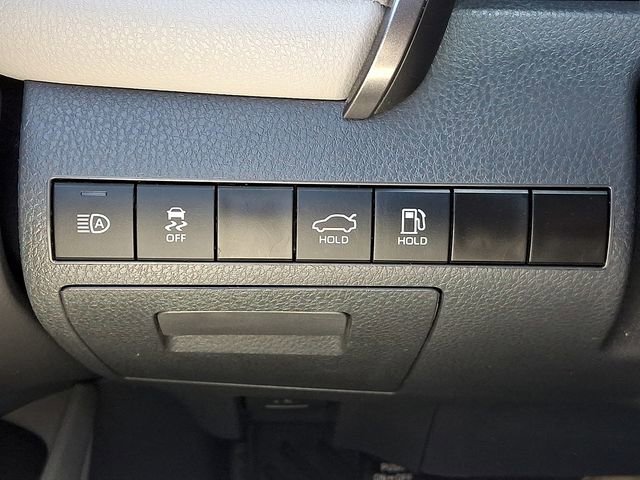 Used 2022 Toyota Camry LE FWD image 25