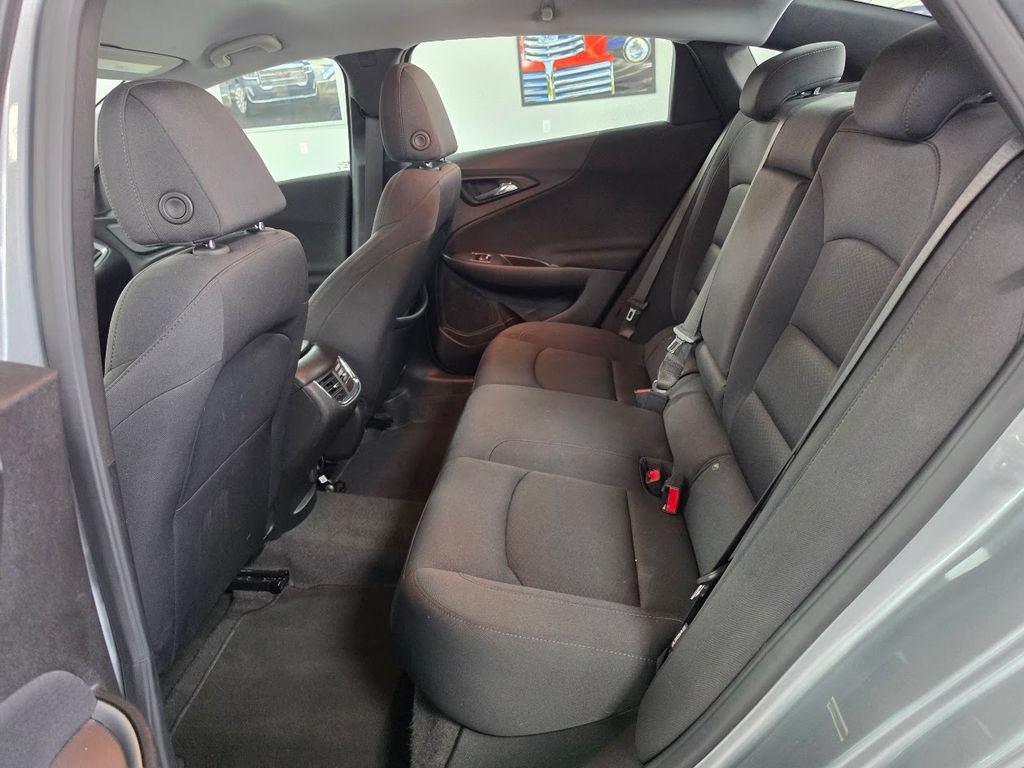 Used 2025 Chevrolet Malibu LT FWD image 25