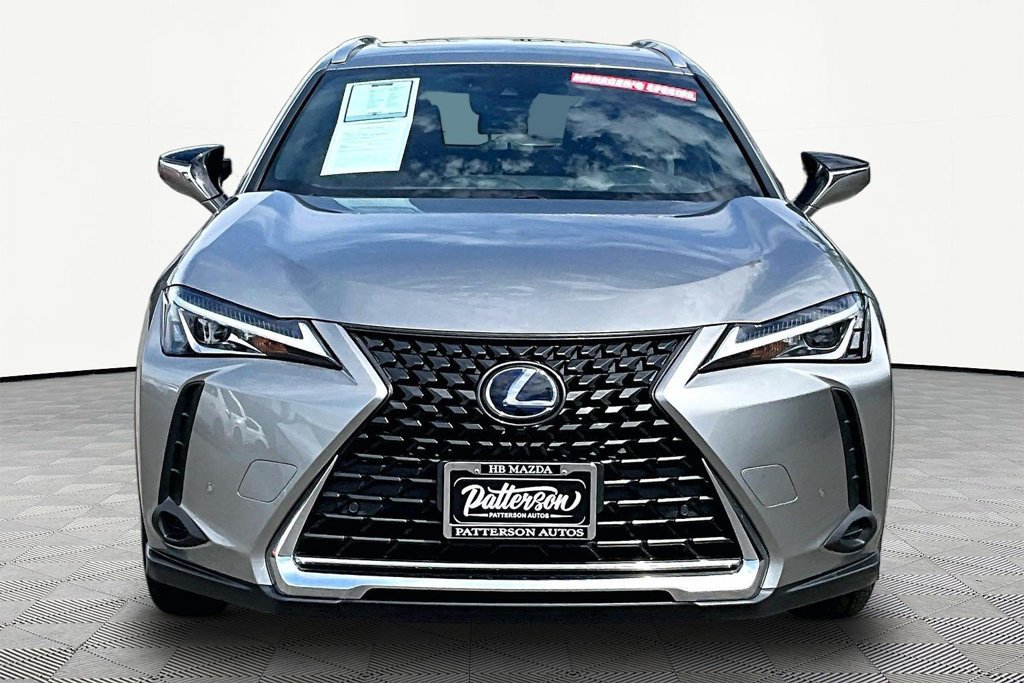 Used 2019 Lexus UX 250h AWD/4WD image 3