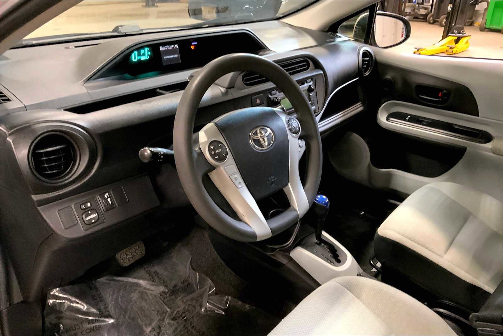 Used 2012 Toyota Prius C One image 16