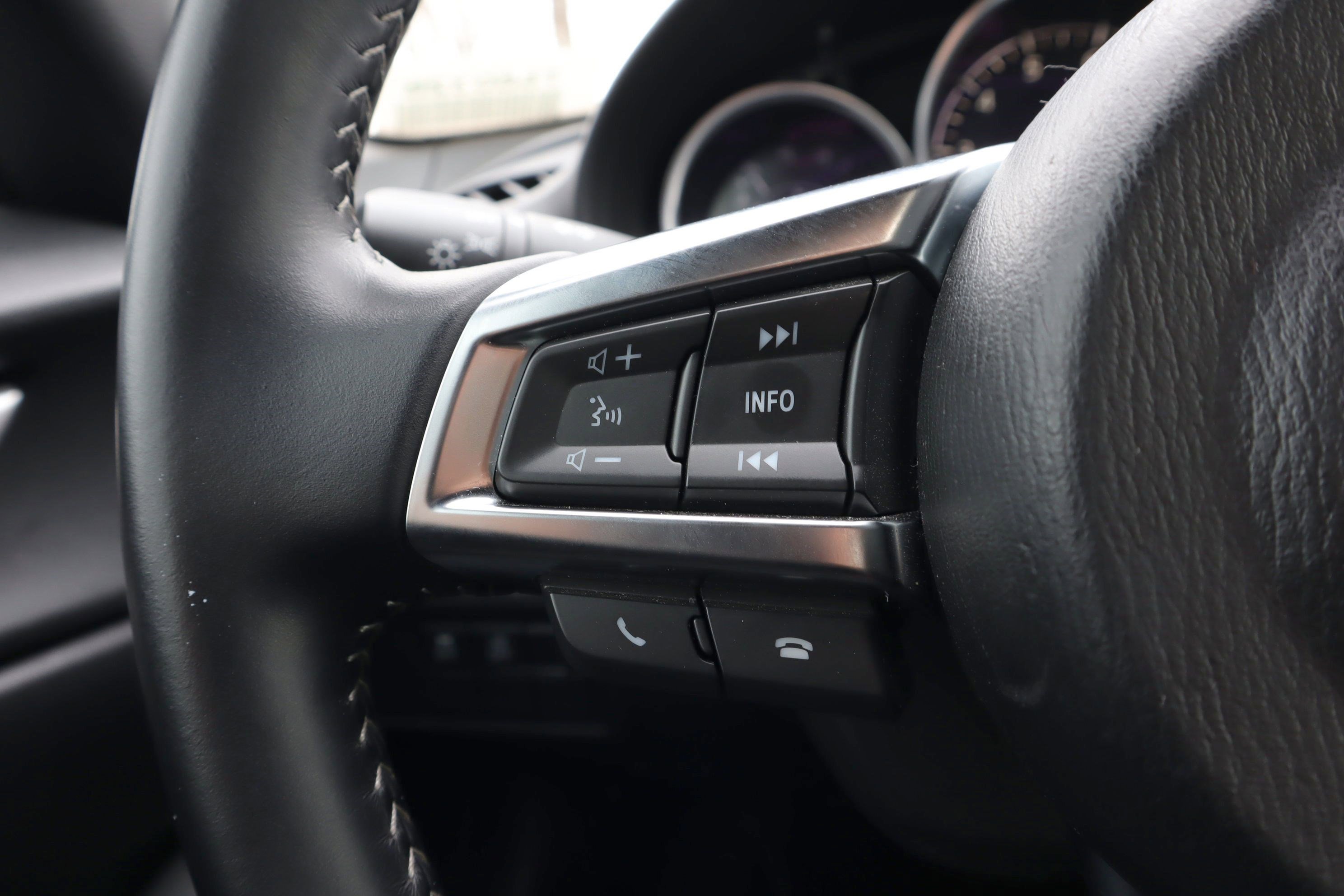 Used 2023 MAZDA MX-5 Miata Sport image 15