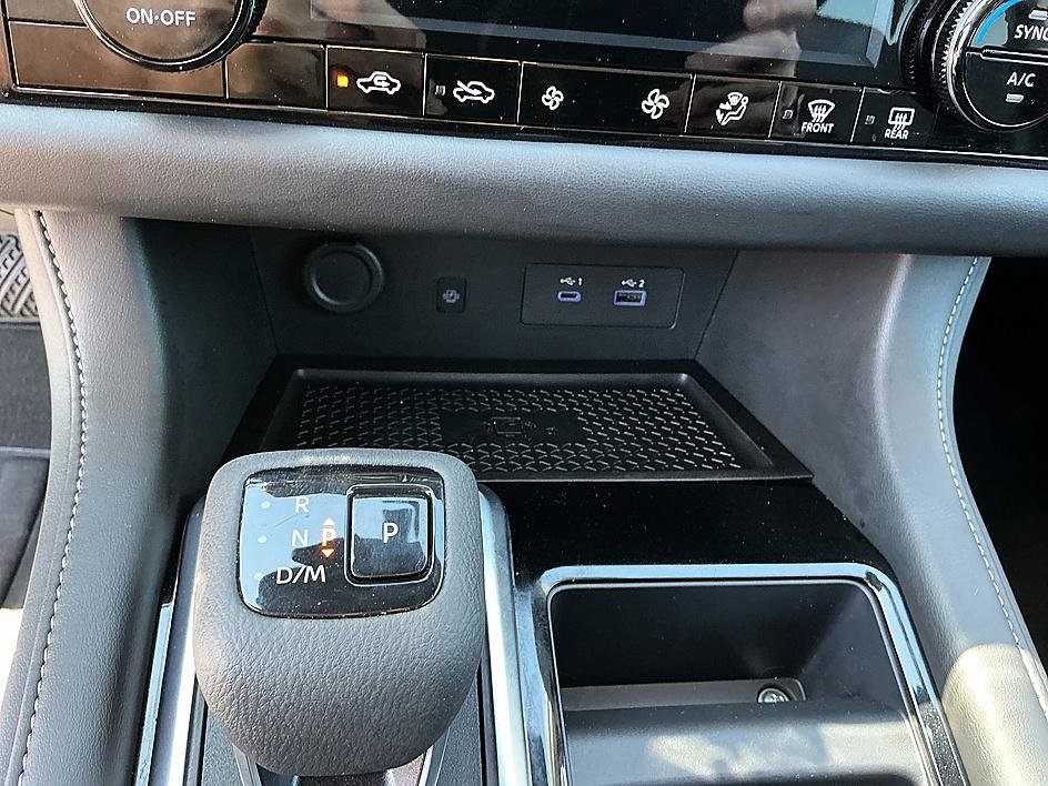 Certified 2025 Nissan Pathfinder SL image 20