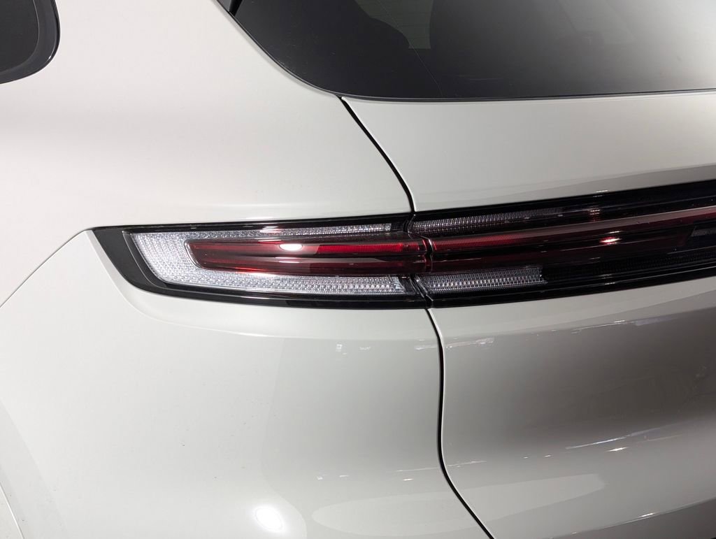 New 2026 Porsche Cayenne image 16