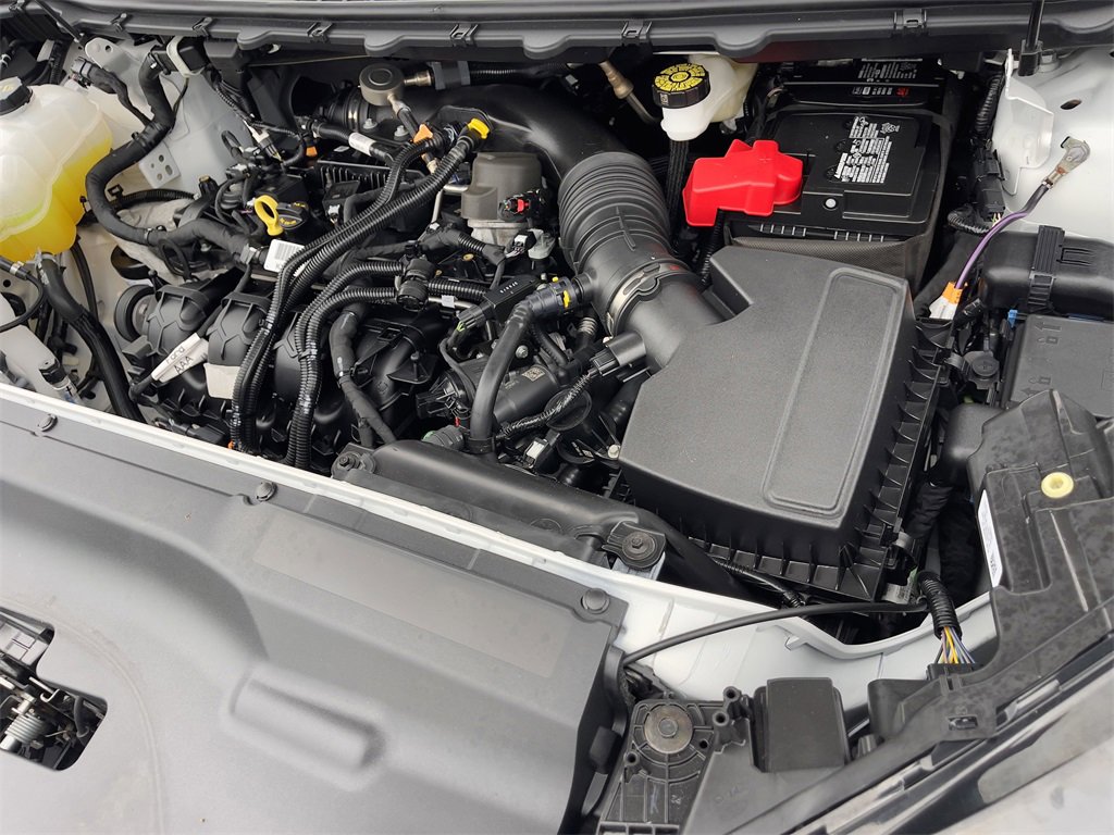 Used 2023 Ford Edge SEL image 29