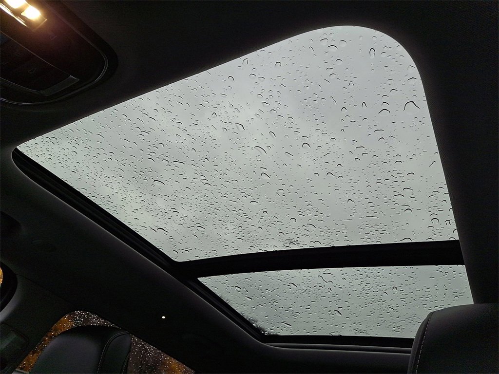 Used 2021 Jeep Grand Cherokee L Limited image 16