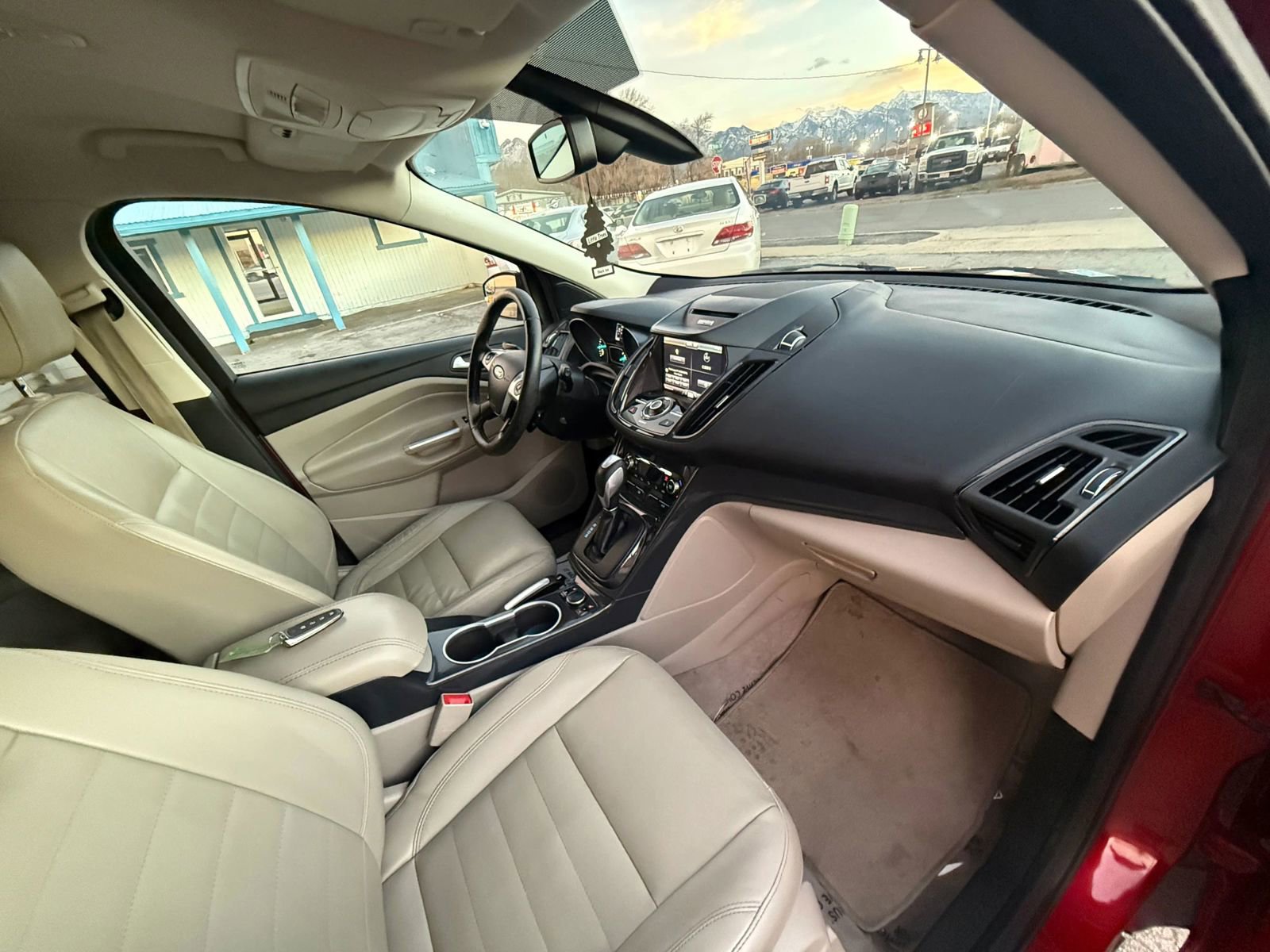 Used 2014 Ford Escape Titanium image 21